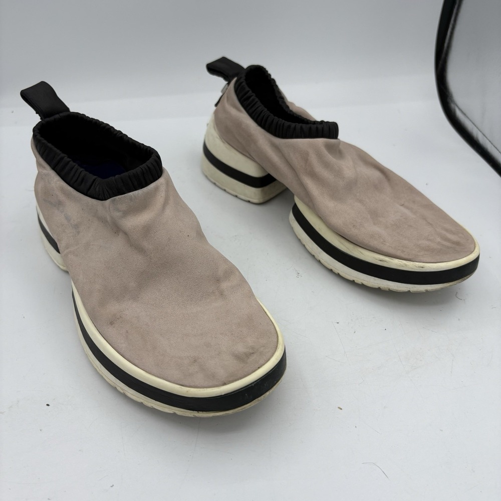 Stuart Weitzman Shoes Womens Size 6 SW-612 Slip on Sneaker Beige